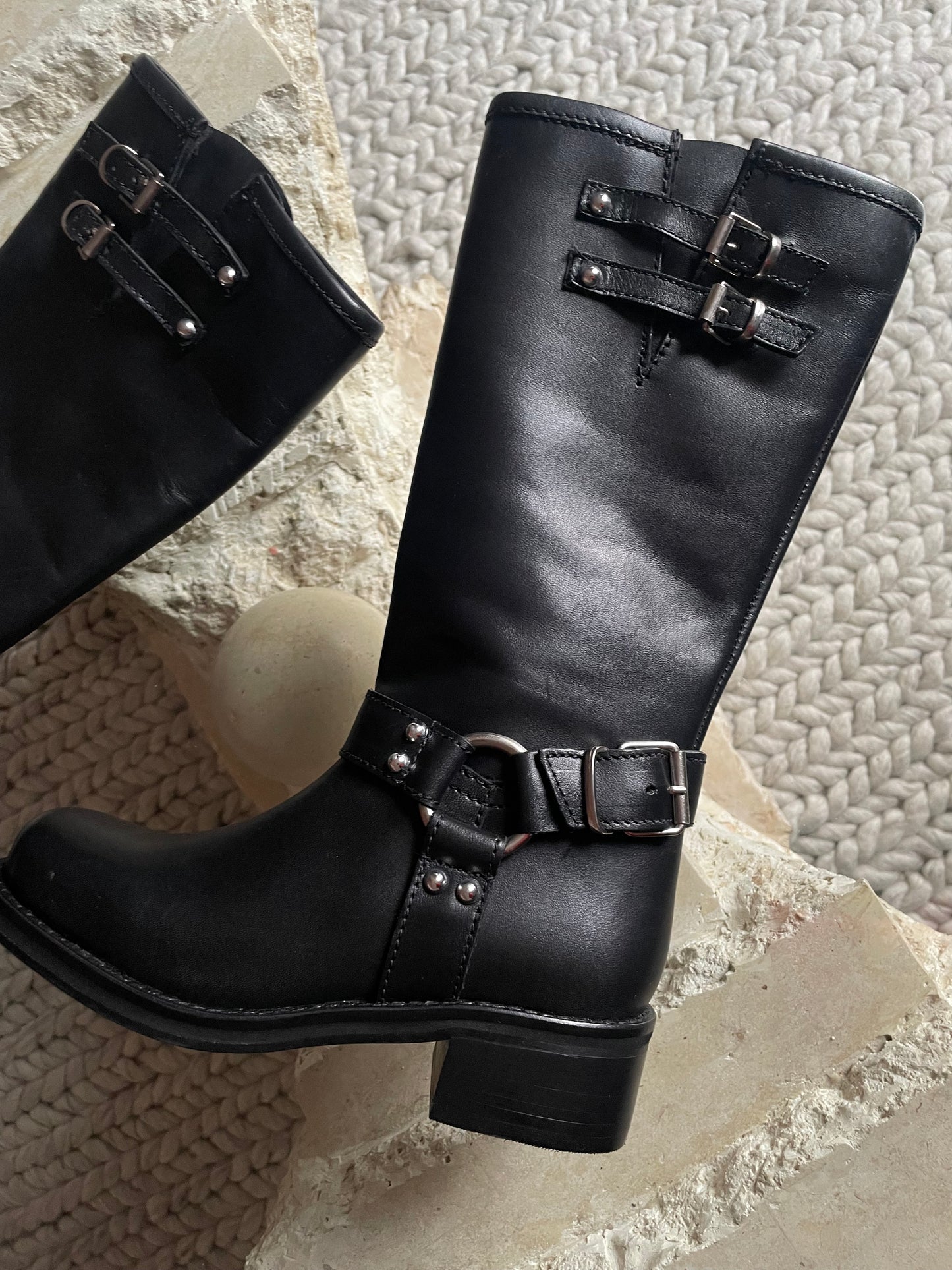 Steve Madden Astor Black Leather Boots