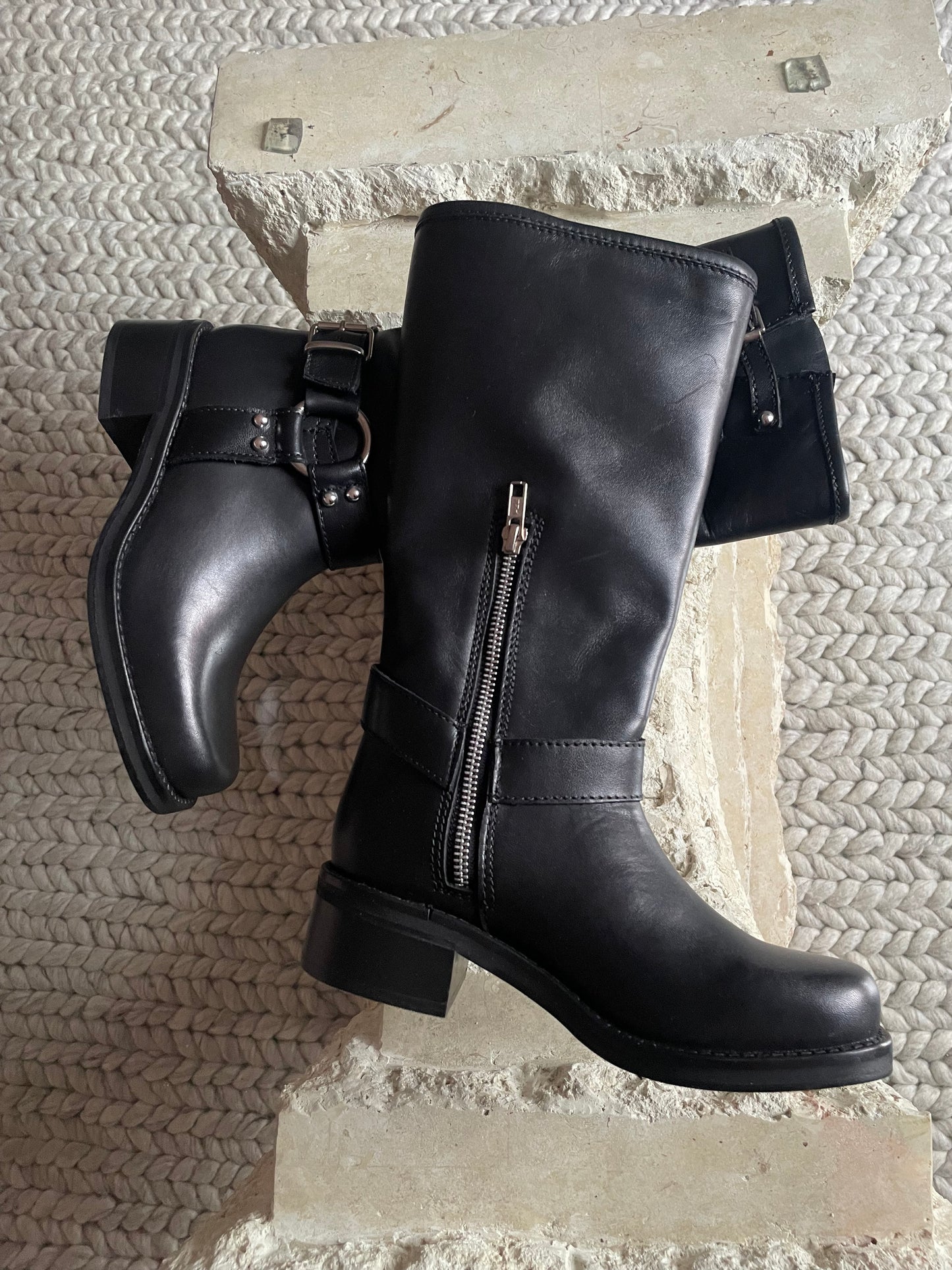 Steve Madden Astor Black Leather Boots